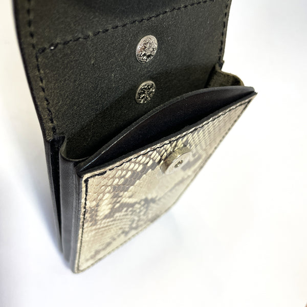 スマートフォンケースBIG パイソン