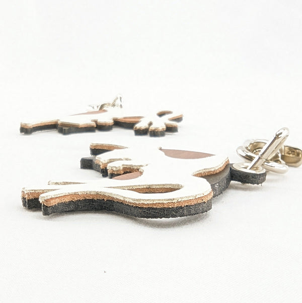 三毛猫チャーム(一回転)