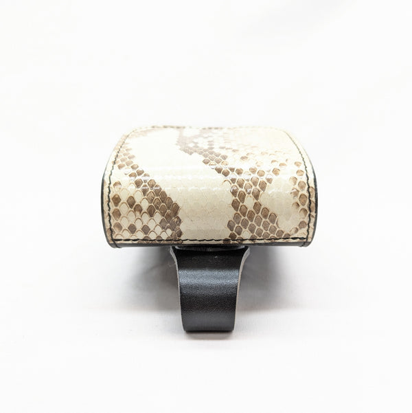 スマートフォンケースBIG W パイソン