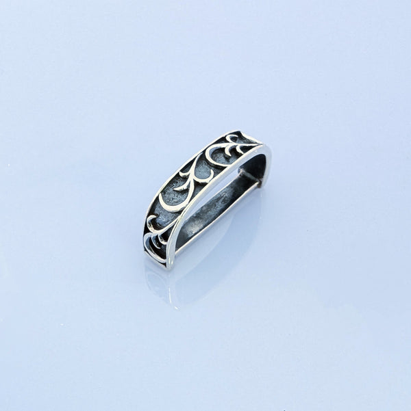 silver サルカン(唐草)