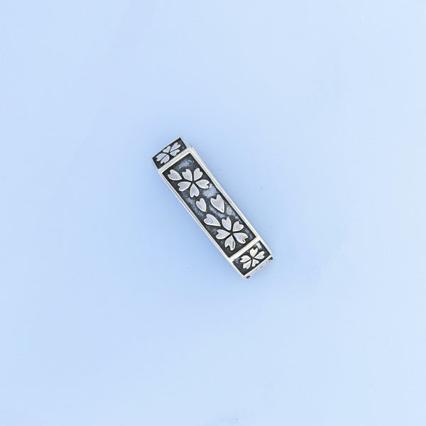 silver サルカン(桜)