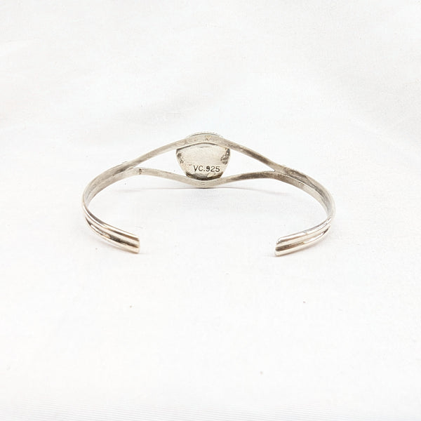 スリーピングビュティターコイズバングル 《Navajo族》ワイヤーワーク