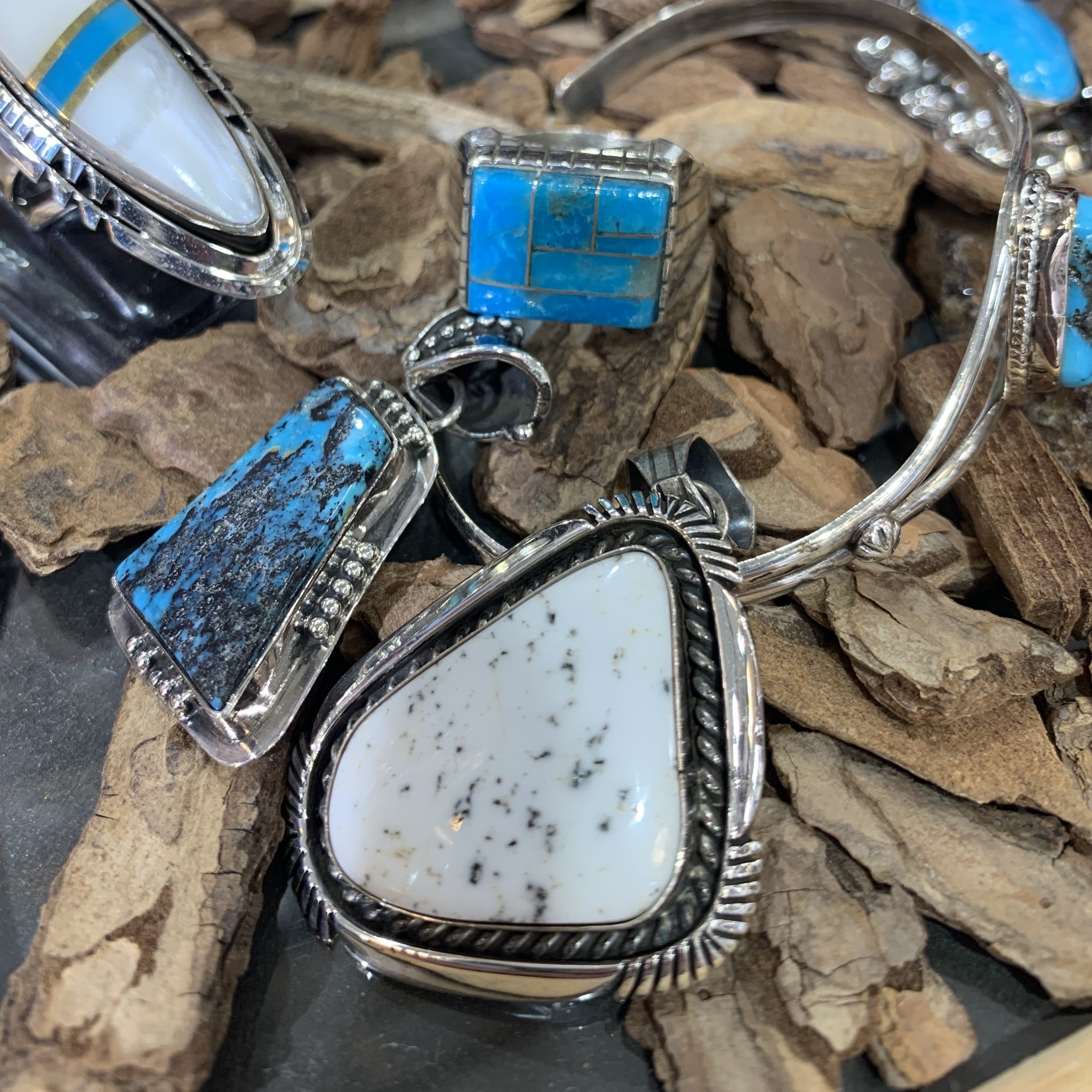 ネイティブアメリカンジュエリー – ALZUNI ONLINE SHOP