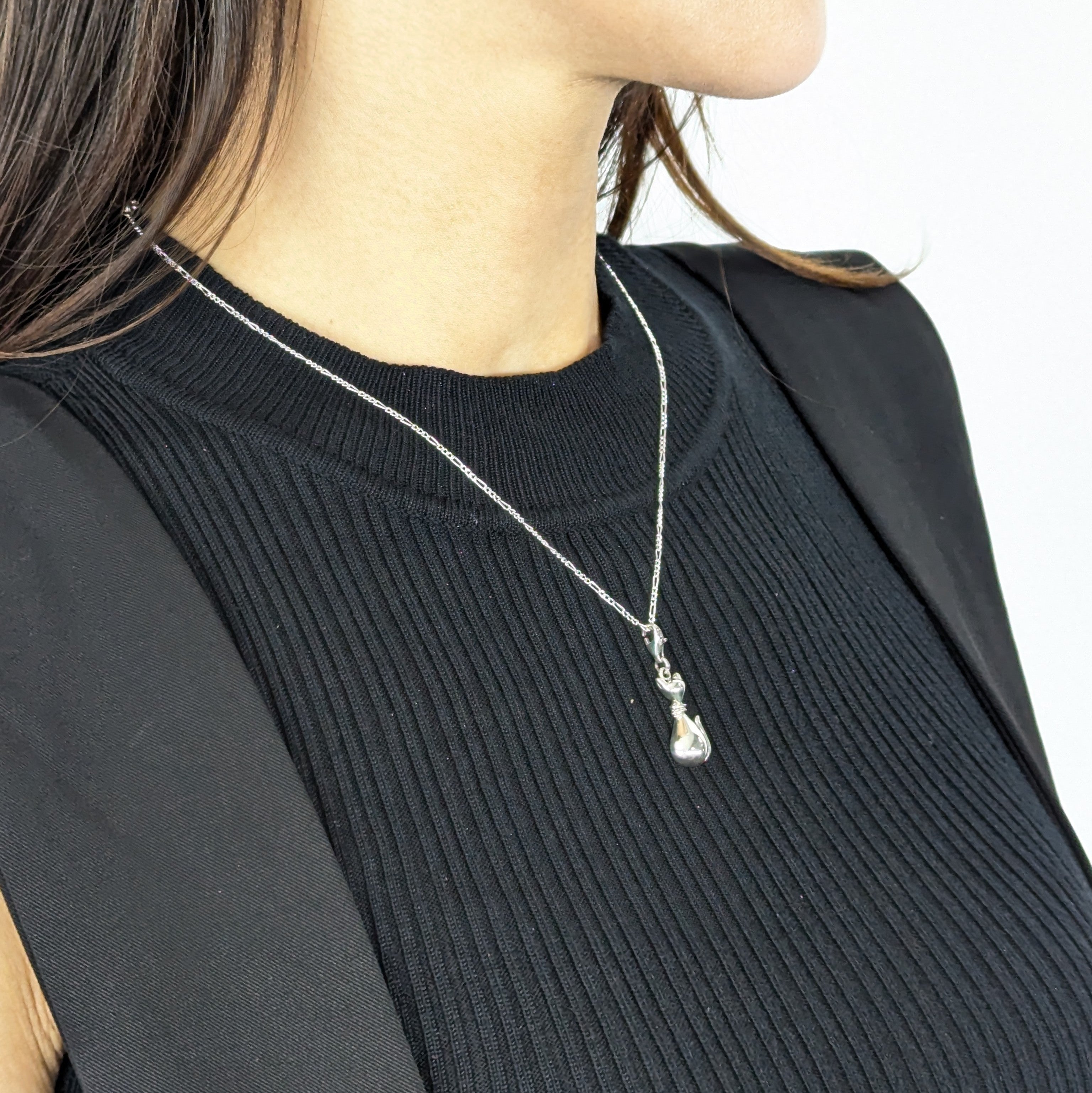 シルバーアクセサリー専門店ALZUNI｜リング・バングル・ペンダント通販