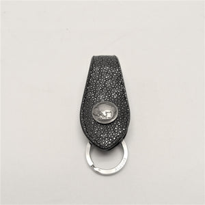 1467タイプ　貼り合わせキーホルダー　銀擦りエイ