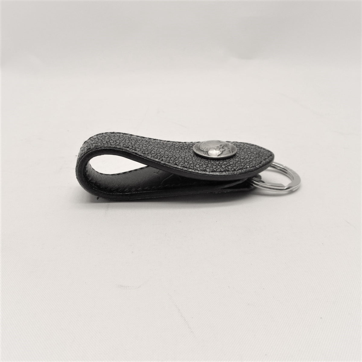 1467タイプ　貼り合わせキーホルダー　銀擦りエイ