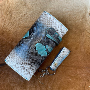 限定手染め　5103二つ折りF財布　パイソン