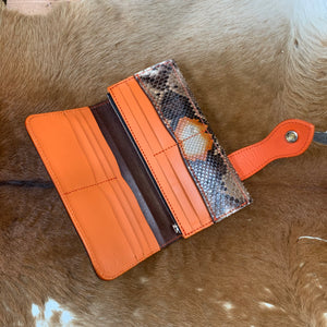 限定手染め　5103二つ折りF財布　パイソン