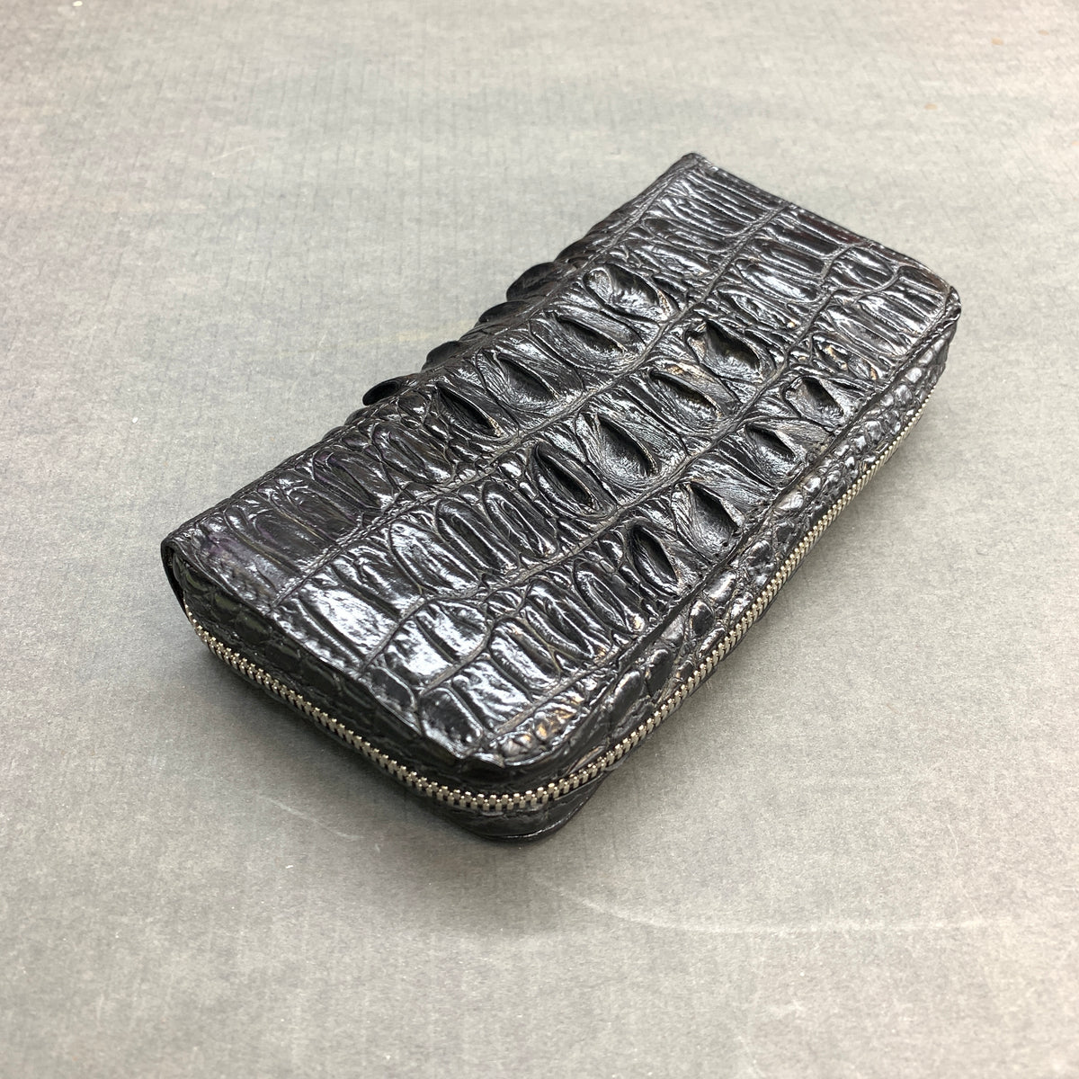 ALZUNI公式】クロコダイル財布｜シャムワニ・ナイルクロコ使用の日本製 
