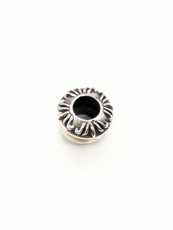 silver ハトメ（ユリ）