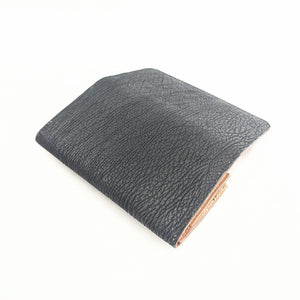 5103 二つ折りF ベロ無 シャーク