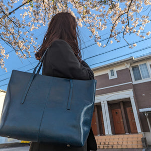 グロッシー　トートバッグ（横型）