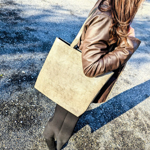 グロッシー　トートバッグ（縦型）