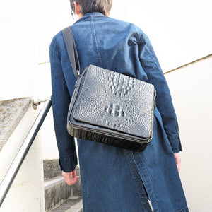 ショルダーバッグ　ギャスタブレザー