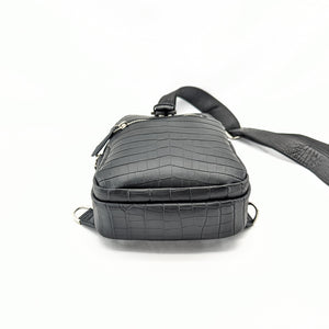 オンラインショップ限定　ボディバッグ　（クロコダイル型押）