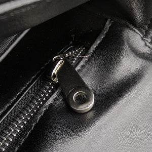 ショルダーバッグ　ギャスタブレザー