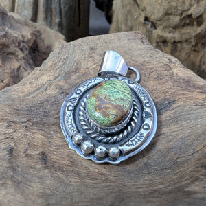 モーニングスターターコイズ　ネックレストップ　《Navajo族　Jeff james Jr》