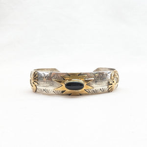 ココペリバングル　《Navajo族》スタンプワーク