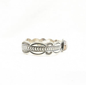 ホワイトバッファローバングル　《Navajo族》スタンプワーク