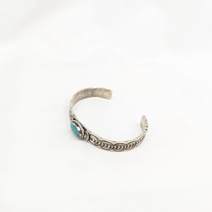 ターコイズバングル　《Navajo族》スタンプワーク