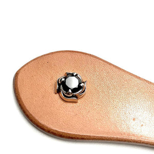 SVコンチョ（フレア石入）