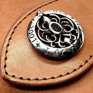 SVコンチョ（唐草石入り）