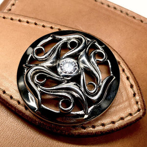 SVコンチョ(唐草石入)